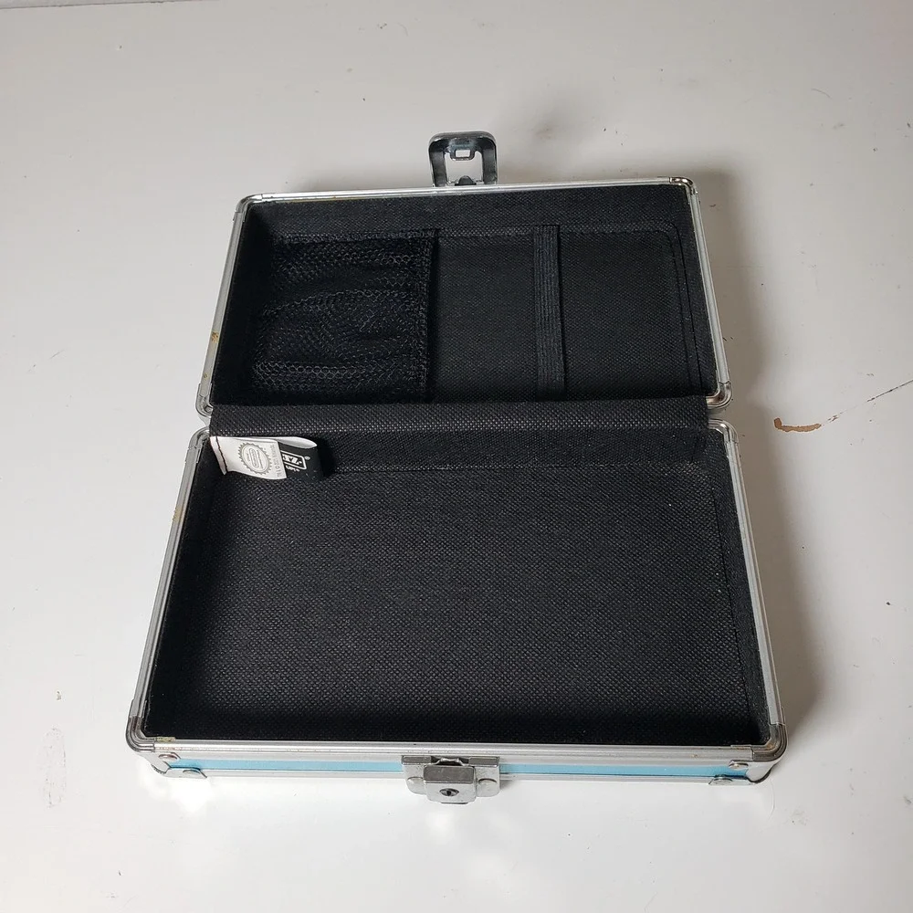 Nintendo Vaultz Super Mario Bros Theme Locking Supply Box Trinket Case NO KEY